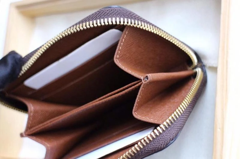 Louis Vuitton Zippy Coin Purse M60067 3 M