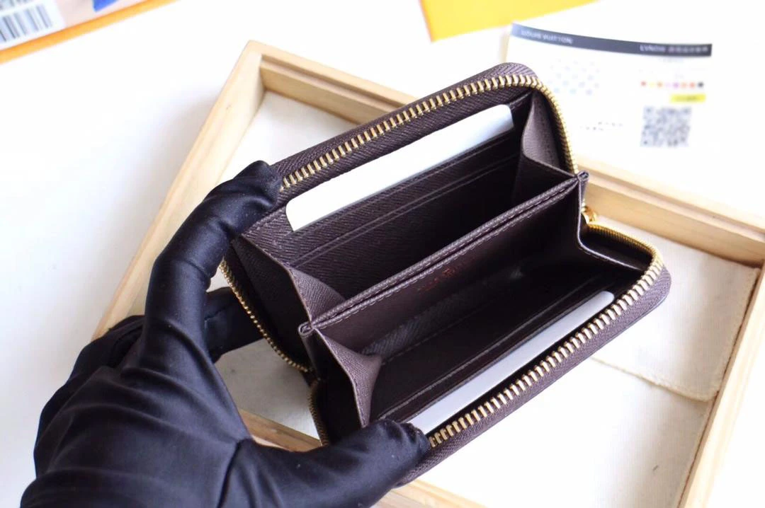 Louis Vuitton Zippy Coin Purse M60067 9 M
