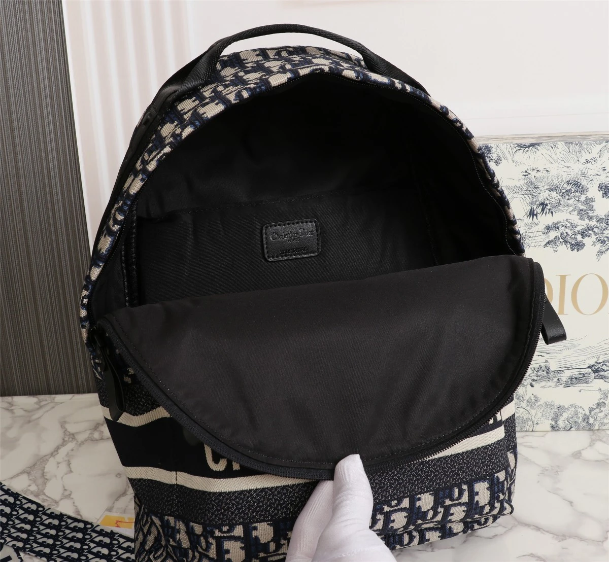 Dior DRTRAVEL BACKPACK 8 MST