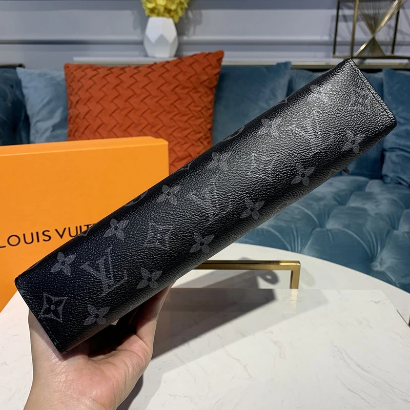 Louis Vuitton Pochette Voyage MM M61692 3 M