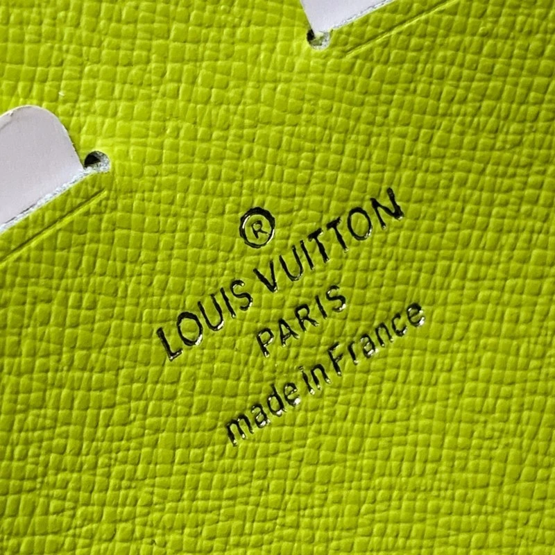 Louis Vuitton Pochette Voyage MM Yellow/White 3 M