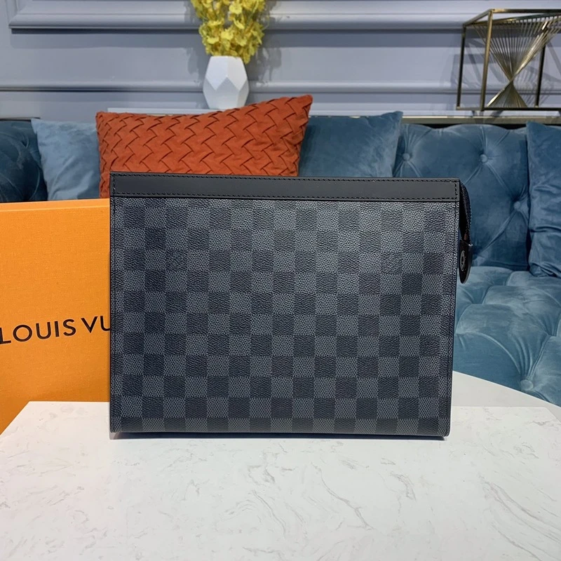 Louis Vuitton Pochette Voyage MM M61692 6 M