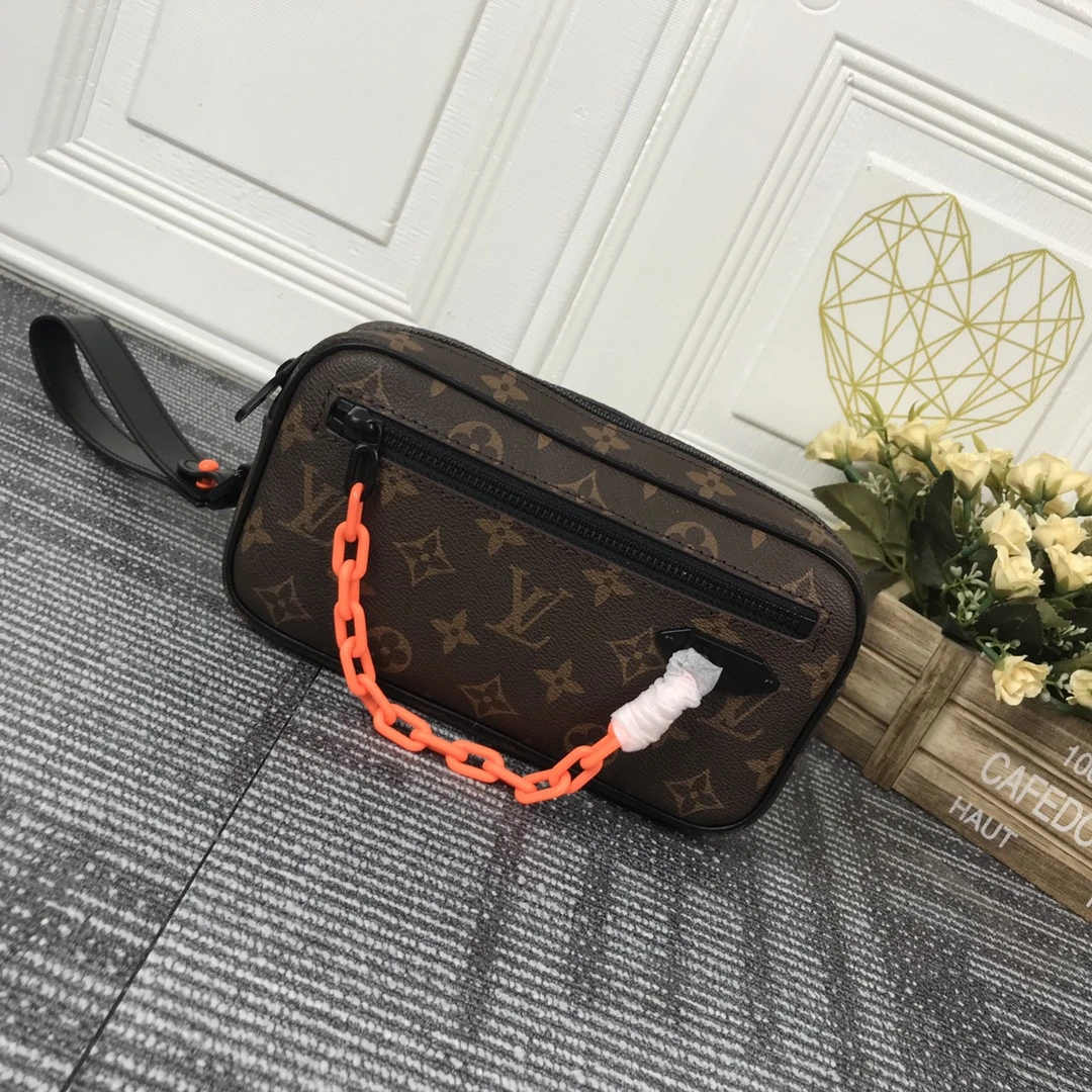 Louis Vuitton POCHETTE VOLGA M68321 11 M