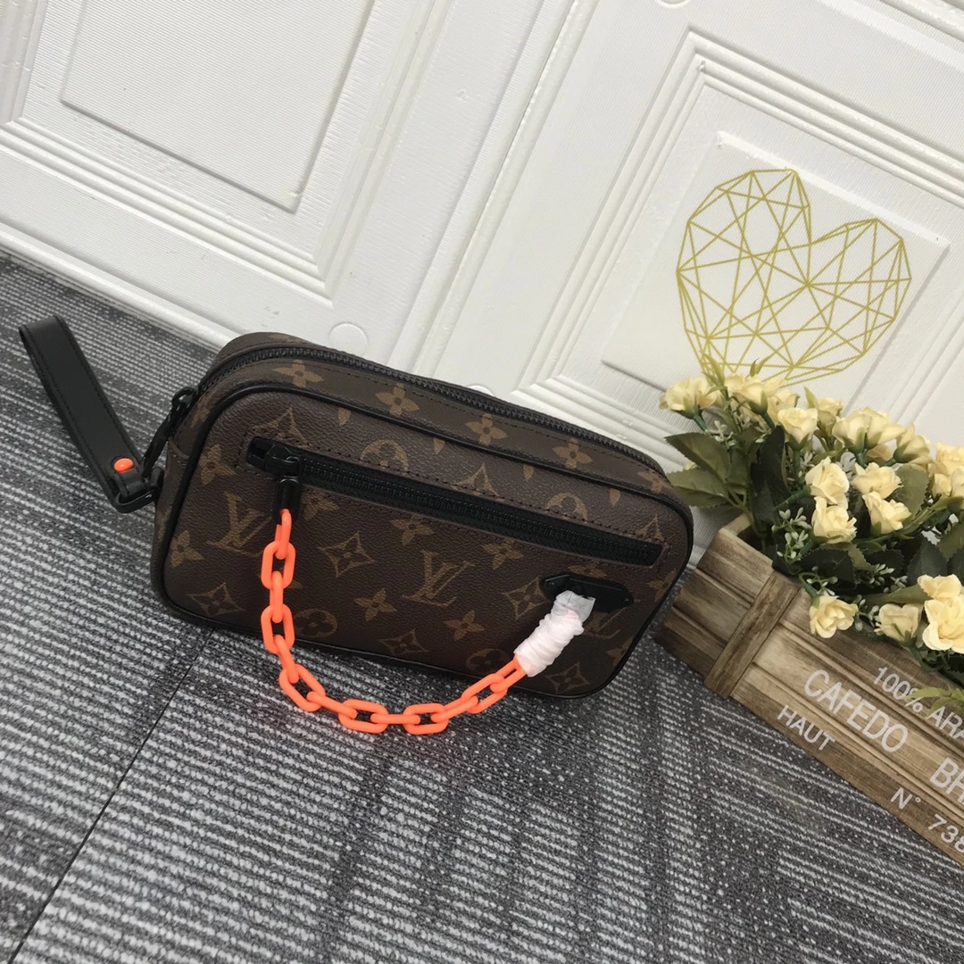 Louis Vuitton POCHETTE VOLGA M68321 12 M