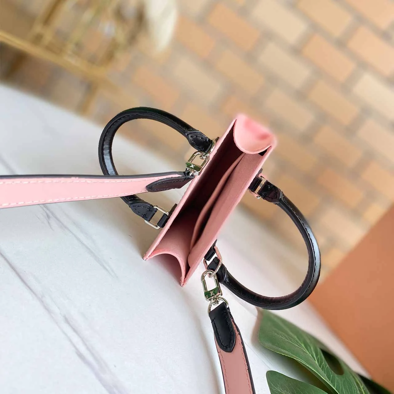 Louis Vuitton PETIT SAC PLAT M69441 BLACK/WHITE/PINK 11 M