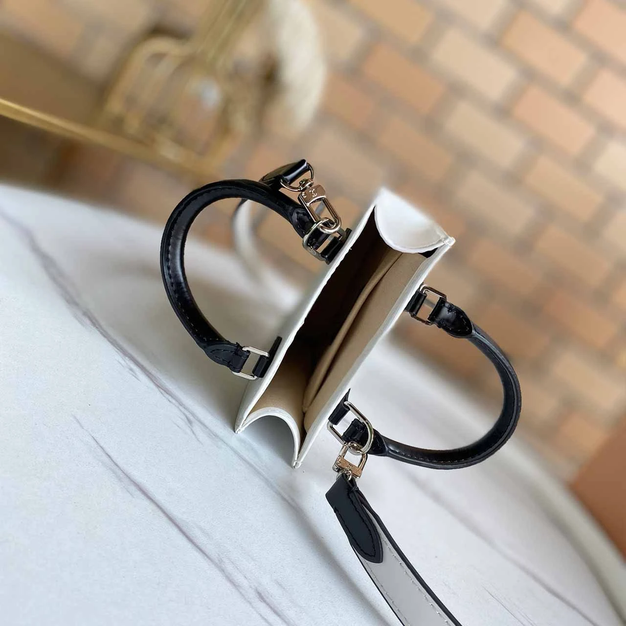 Louis Vuitton PETIT SAC PLAT M69441 BLACK/WHITE/PINK 16 M