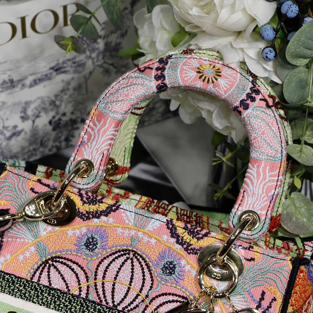Dior AAA-In Light Medium Lady D-Lite Bag M8003/Embroidery 7 M