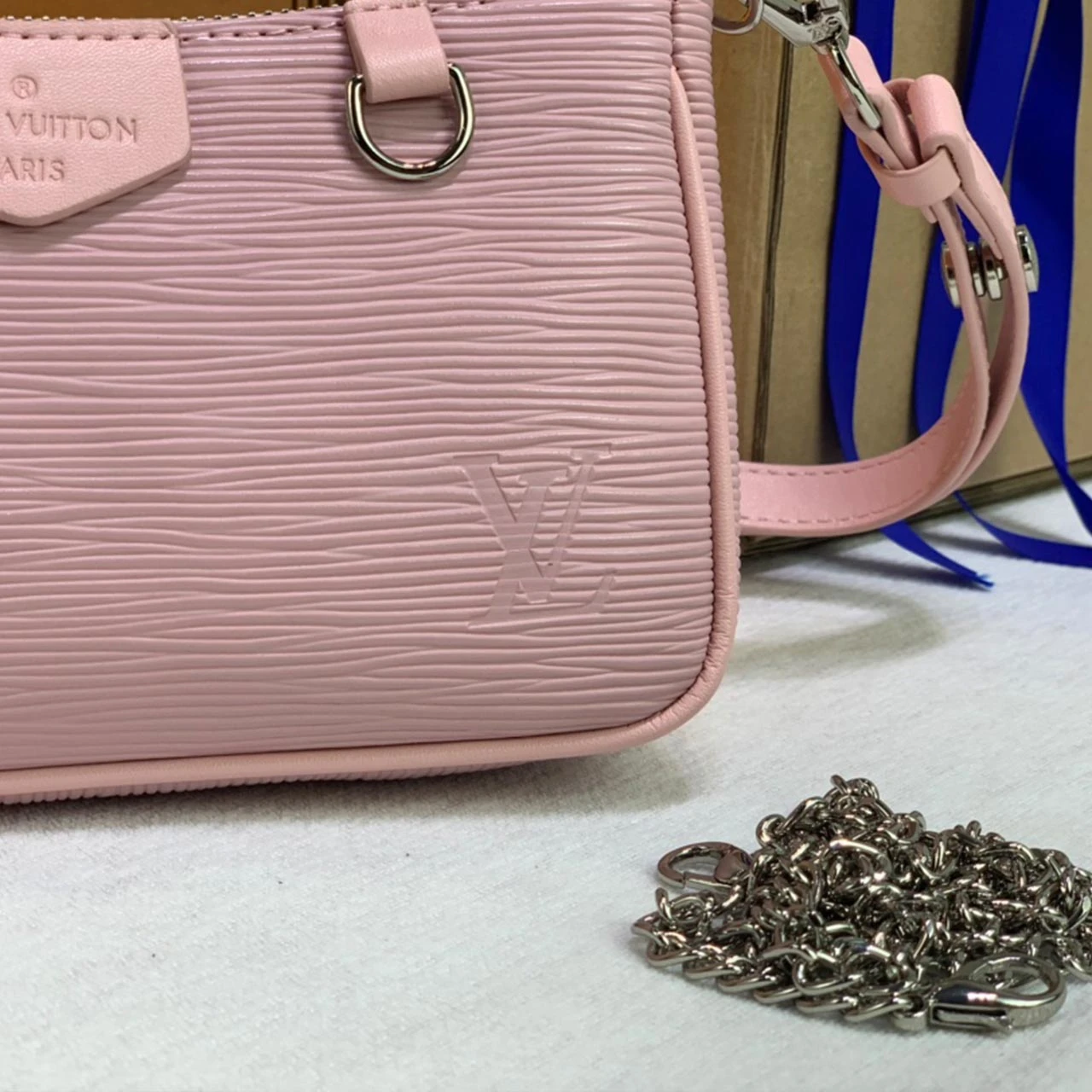 Louis Vuitton EASY POUCH ON STRAP PINK/BLUE M80483/M80480 6 M