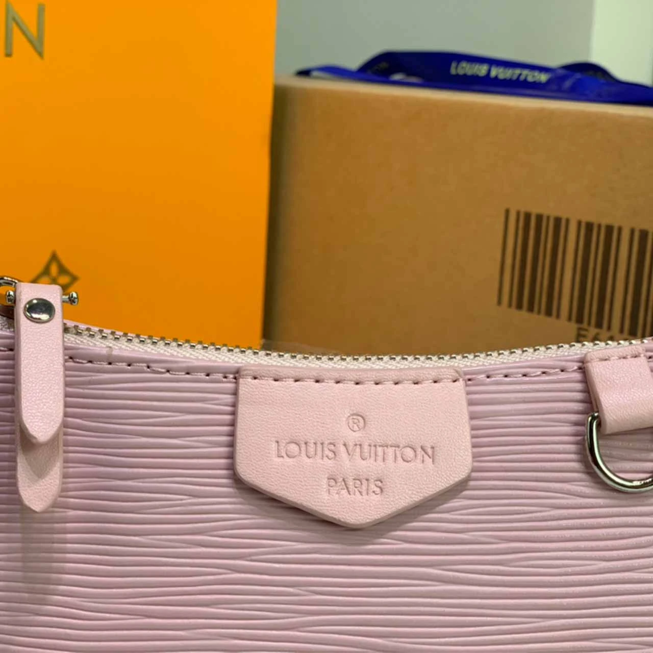 Louis Vuitton EASY POUCH ON STRAP PINK/BLUE M80483/M80480 4 M