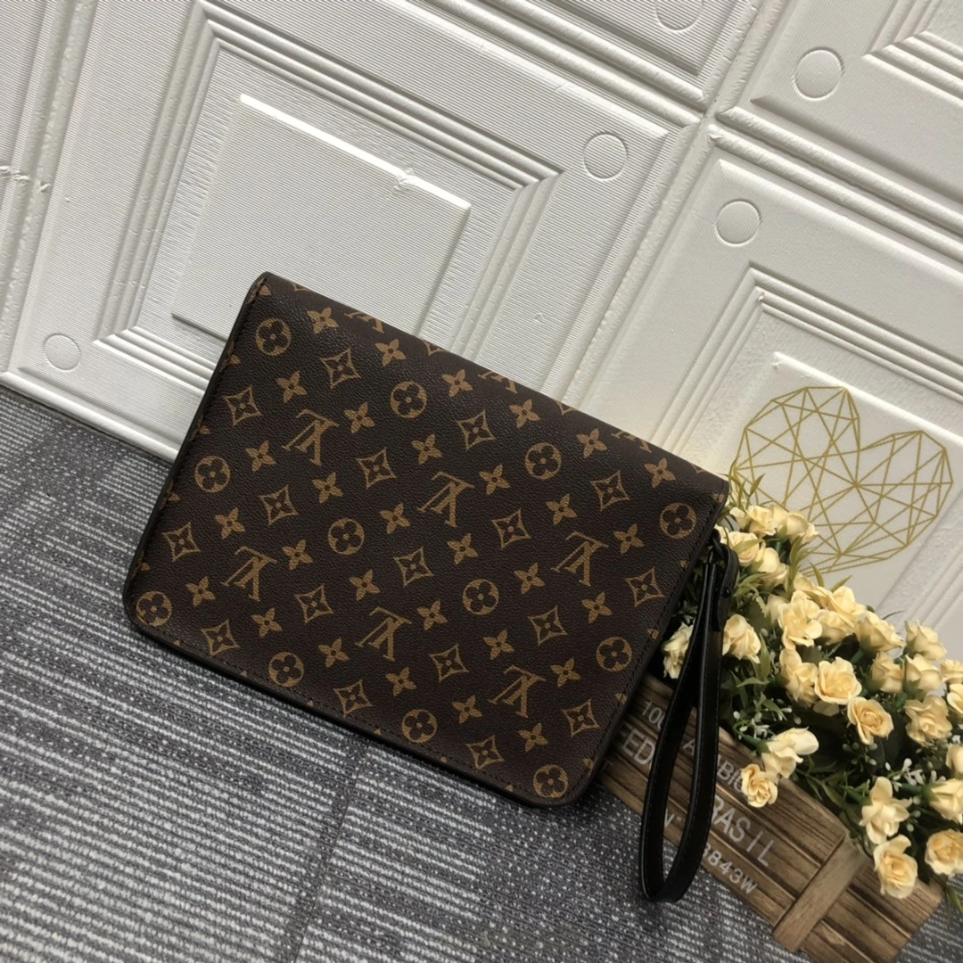 Louis Vuitton S LOCK A4 POUCH M80560 13 M