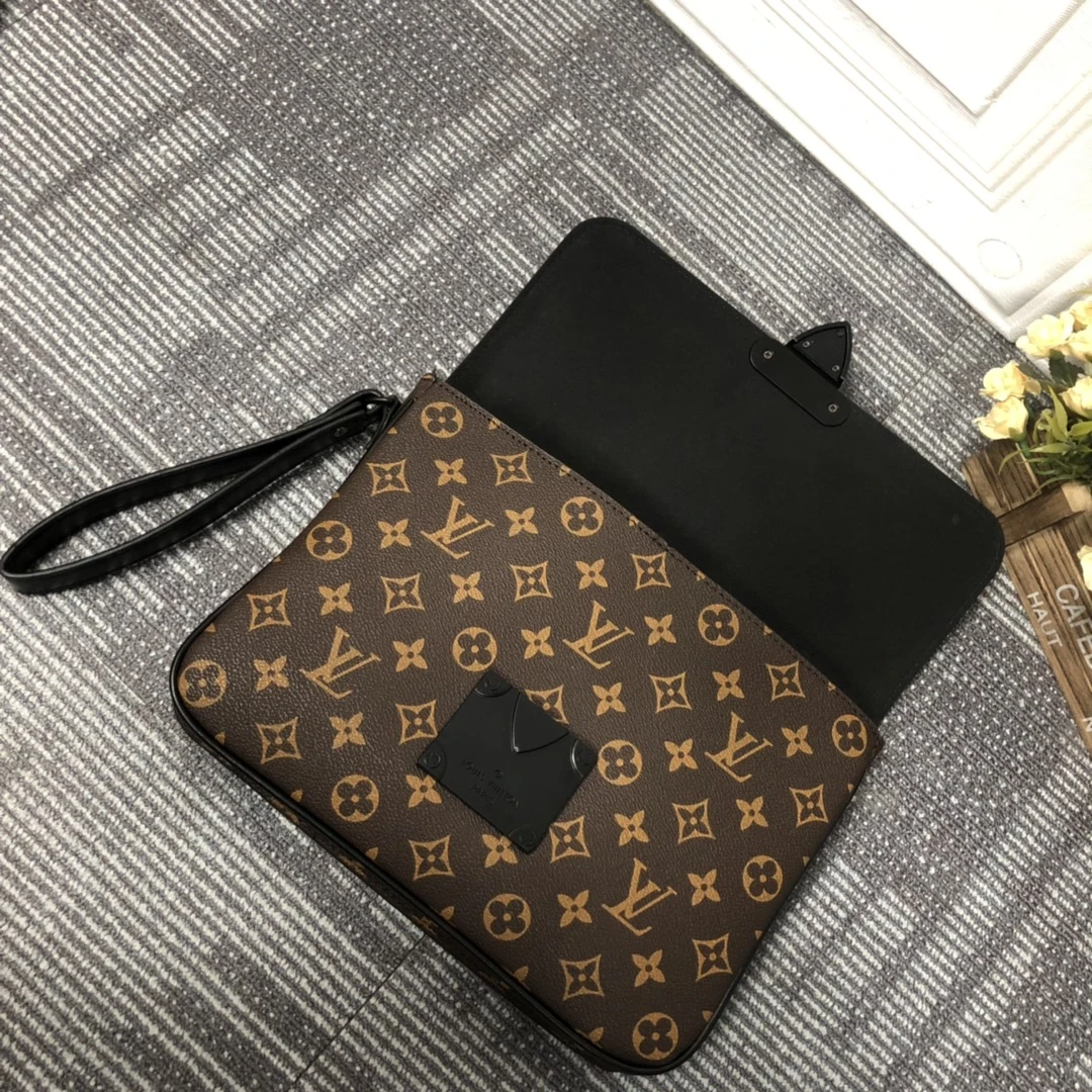 Louis Vuitton S LOCK A4 POUCH M80560 14 M