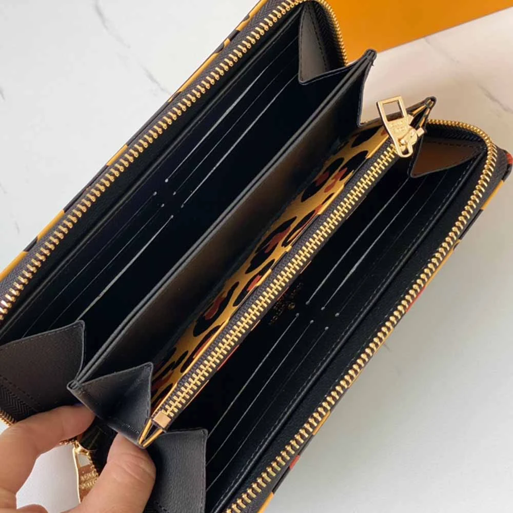 Louis Vuitton LEOPARD ZIPPY WALLET M80685 12 M
