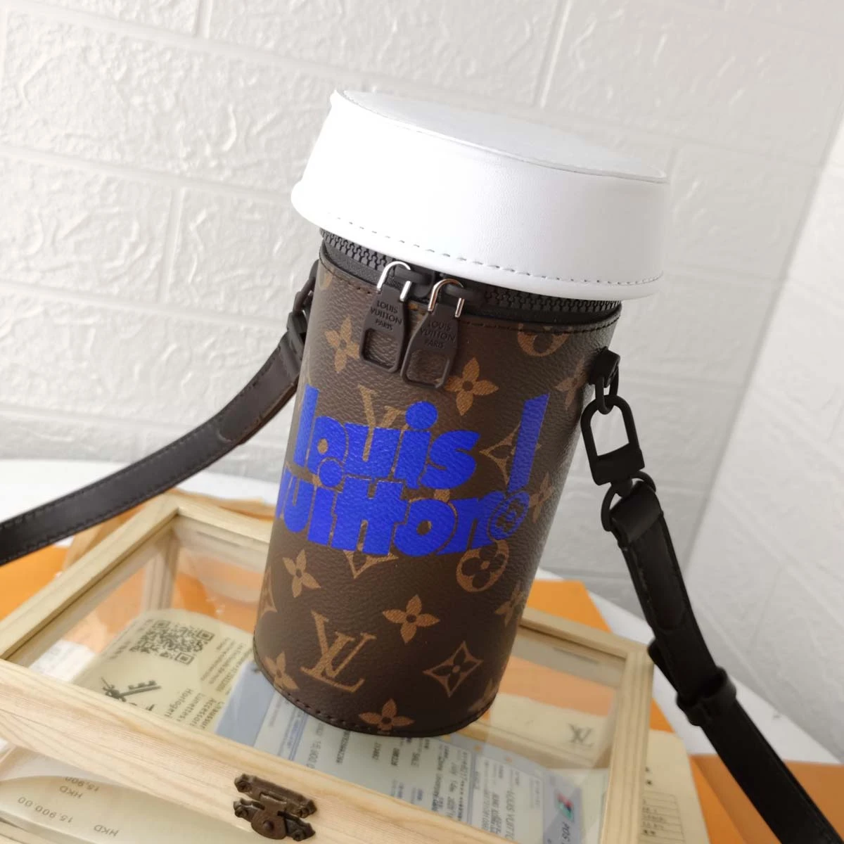 Louis Vuitton Coffee Cup Pouch 6 M