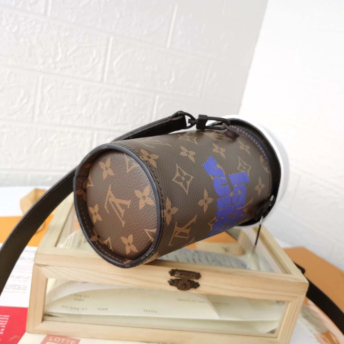 Louis Vuitton Coffee Cup Pouch 8 M