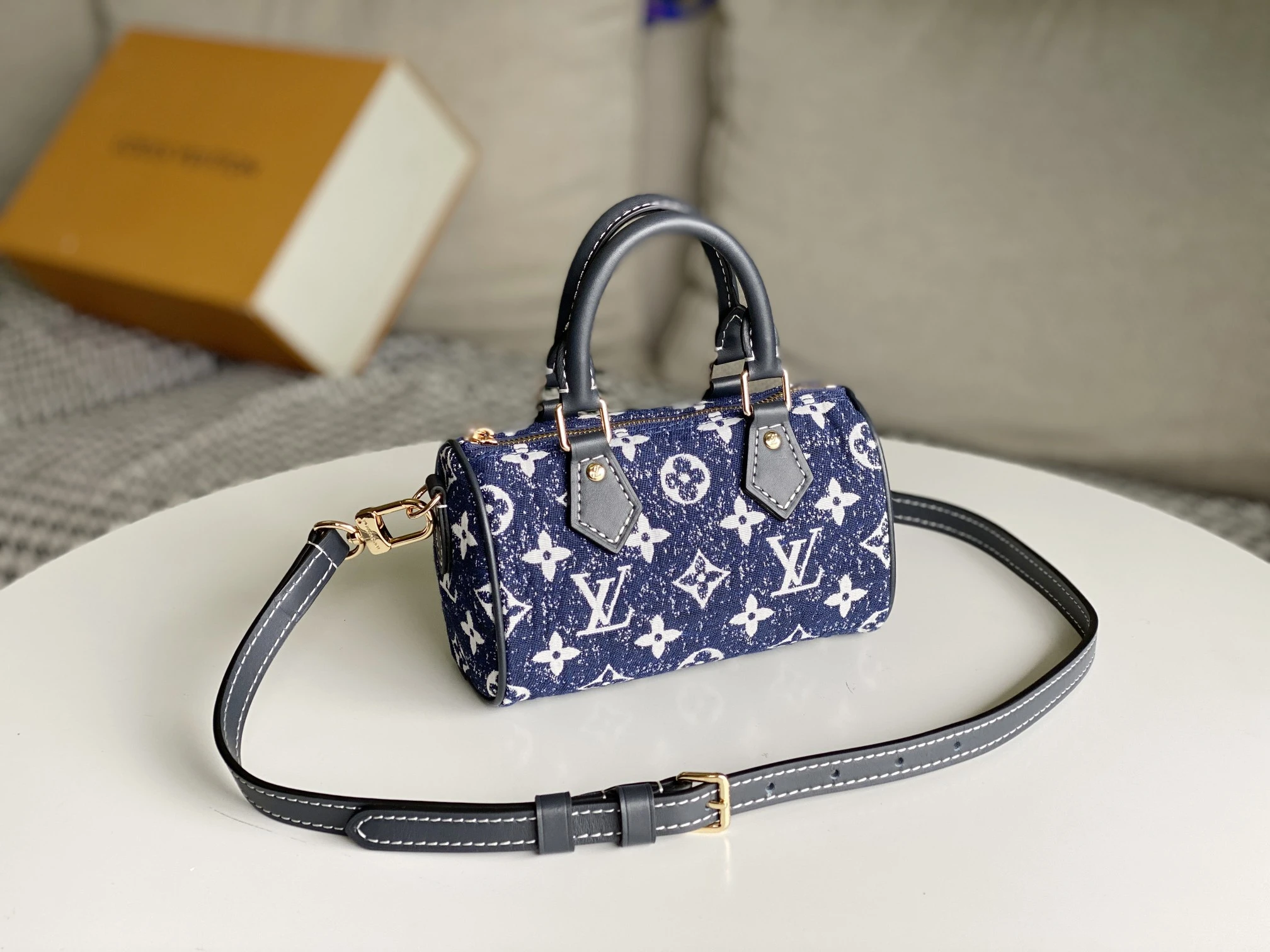 Louis Vuitton NANO SPEEDY M81213 11 M