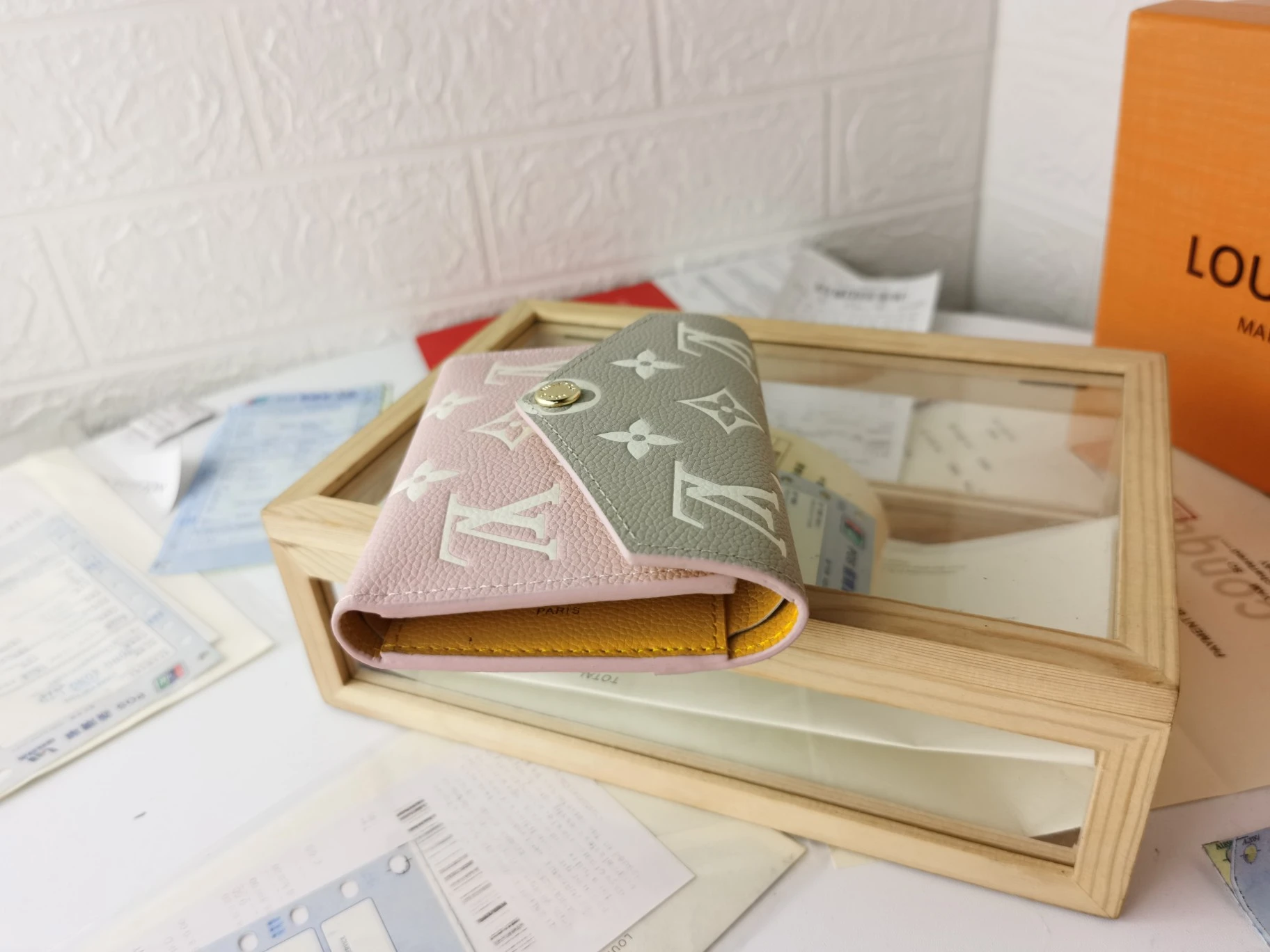 Louis Vuitton AAA-Victorine wallet M81285 9 M