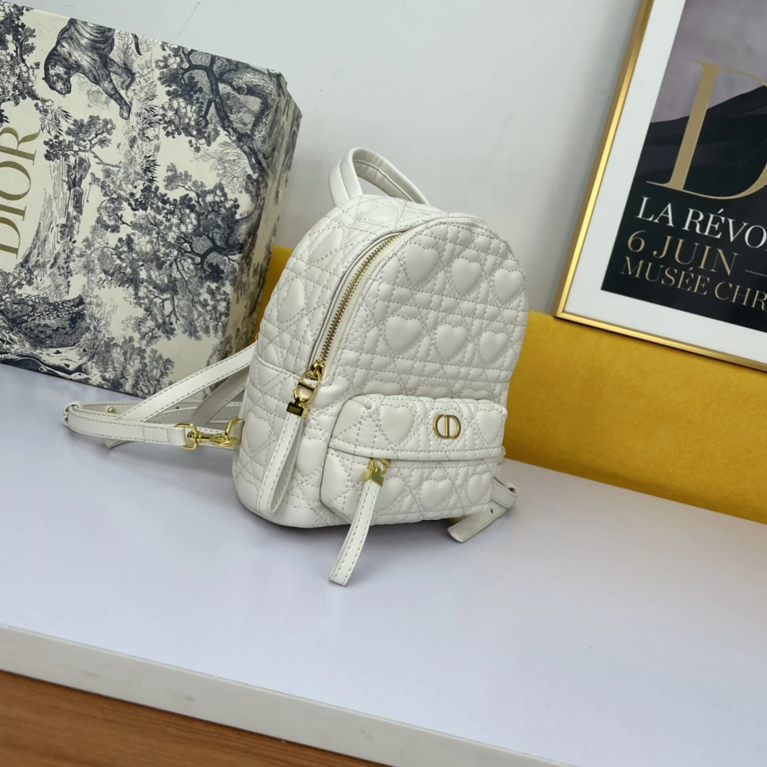 Dior MINI DRAMOUR BACKPACK 2 MU
