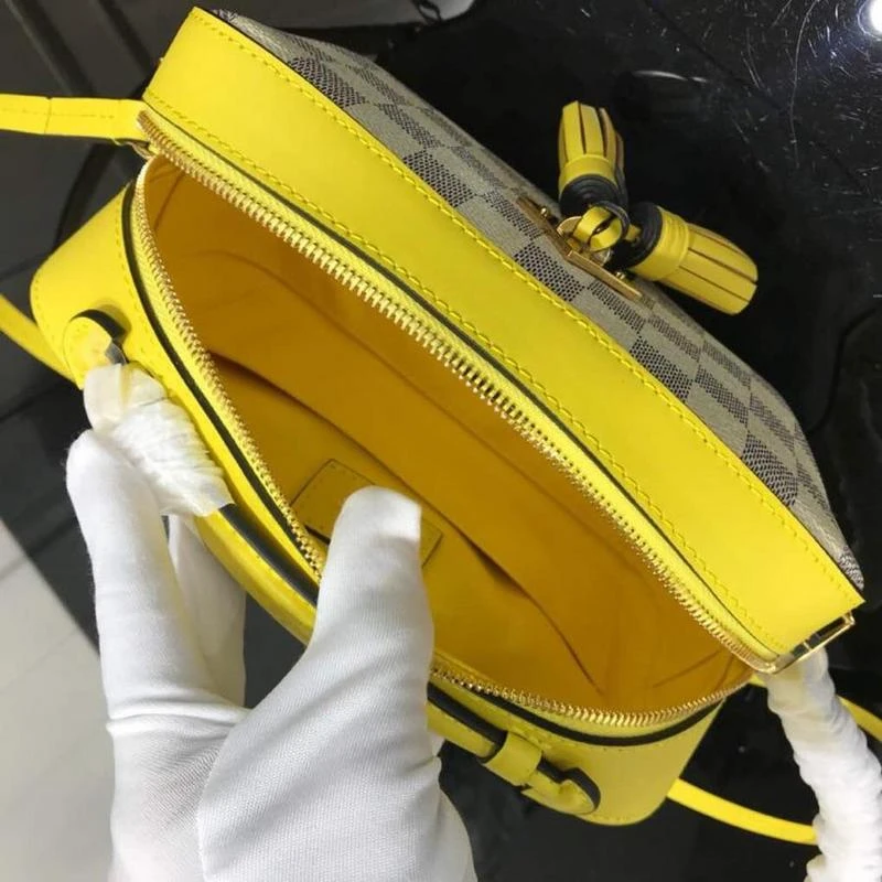 Louis Vuitton Saintonge M44593 7 N