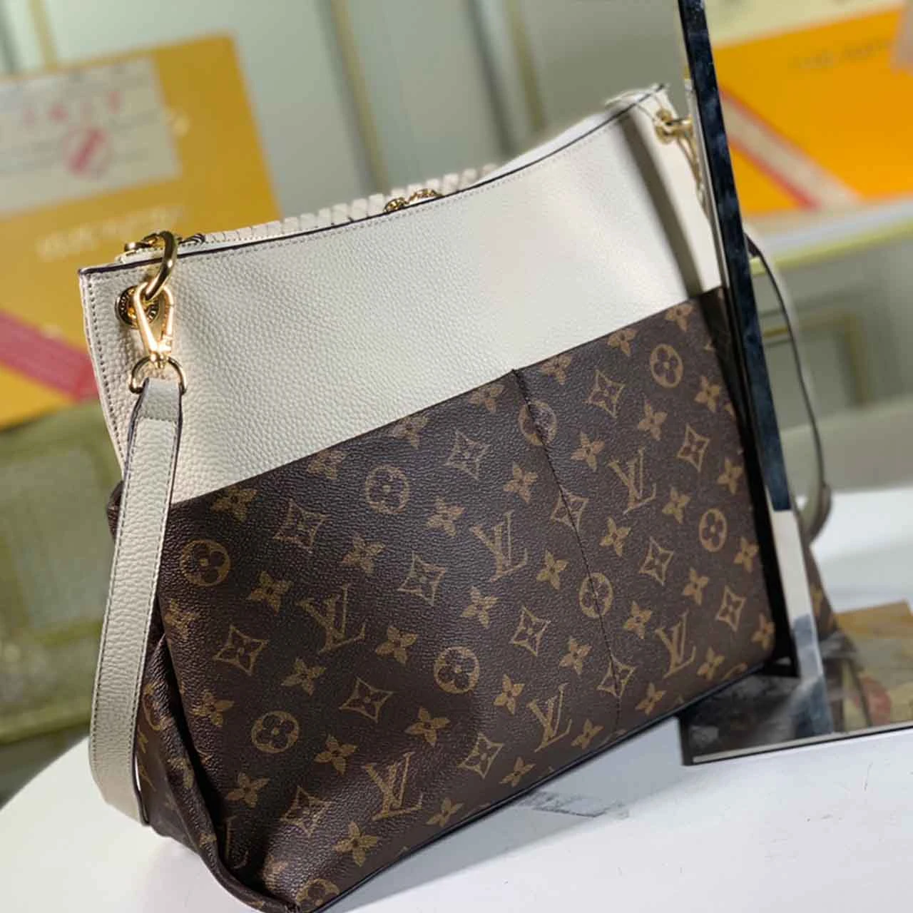 Louis Vuitton MAIDA N40369 BLACK/WHITE 10 N
