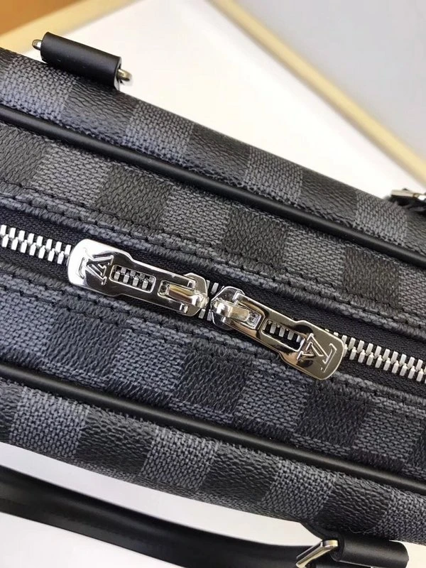 Louis Vuitton PORTE-DOCUMENTS VOYAGE PM N41478 Grey Plaid 6 N Grey Plaid