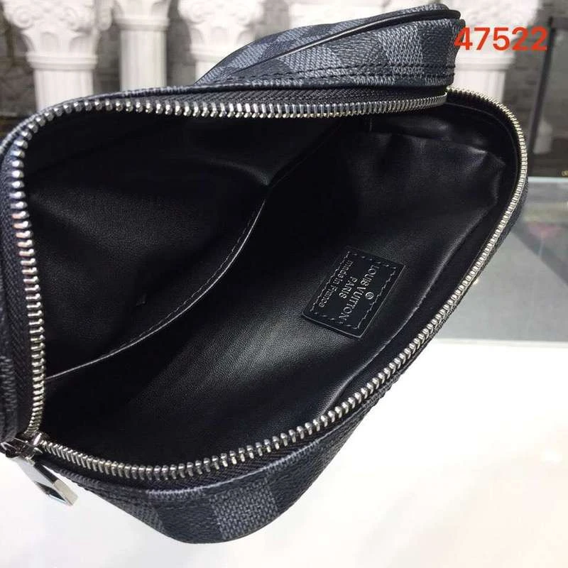 Louis Vuitton AAA- Toilet Pouch PM N47522 8 N