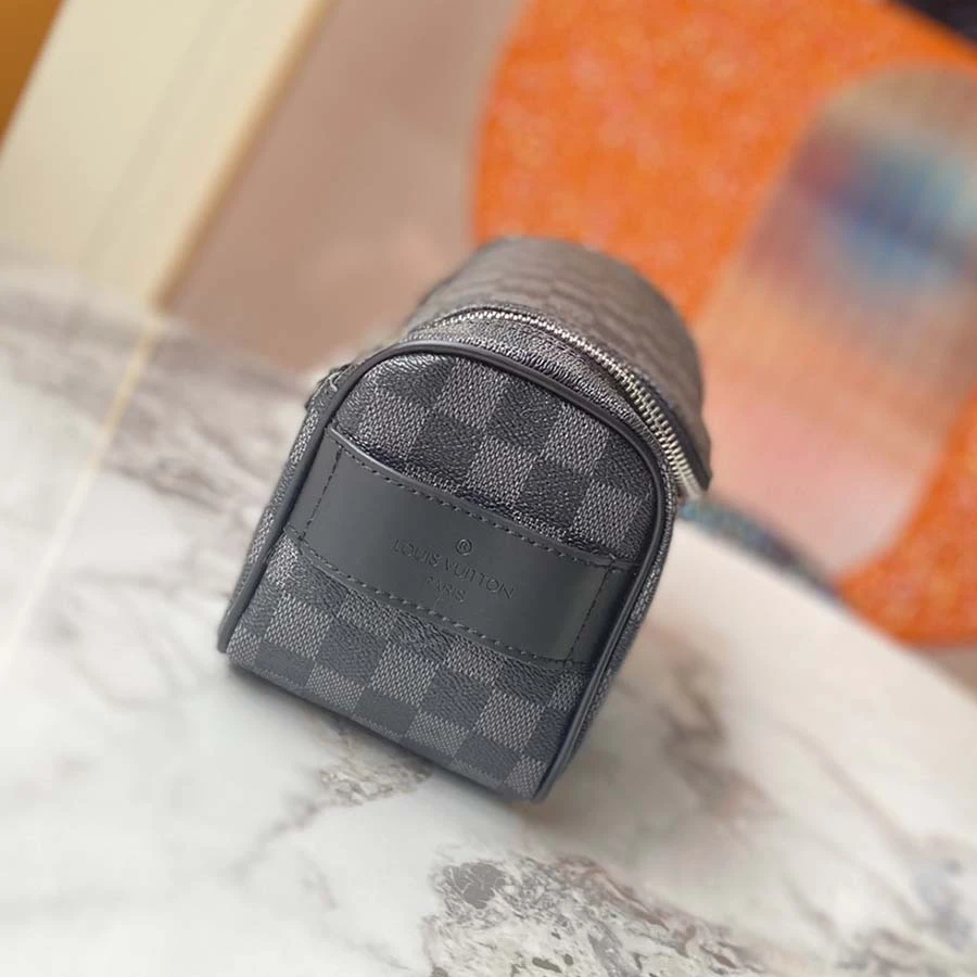 Louis Vuitton Toiletry Pouch N47625 2 N