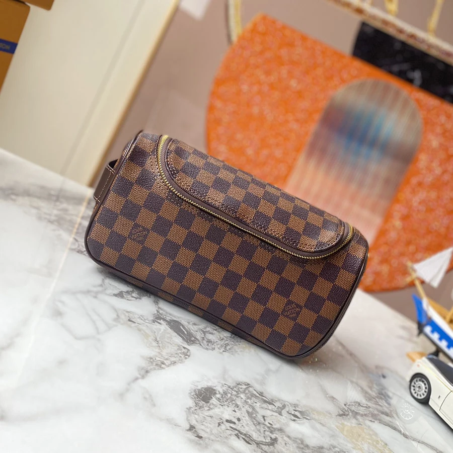 Louis Vuitton Toiletry Pouch N47625 6 N