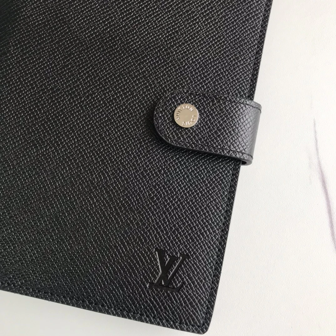 Louis Vuitton MEDIUM RING AGENDA COVER R20222 12 R