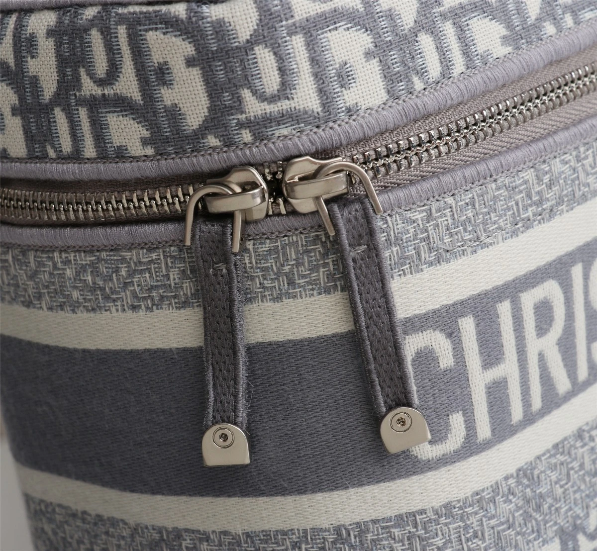 Dior Travel Vanity Case Navy/Gray 8 S