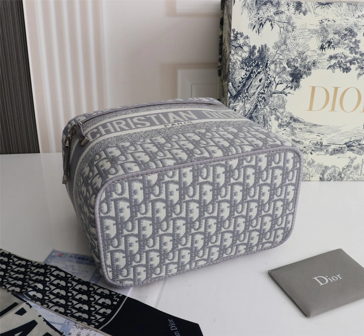 Dior Travel Vanity Case Navy/Gray 9 S