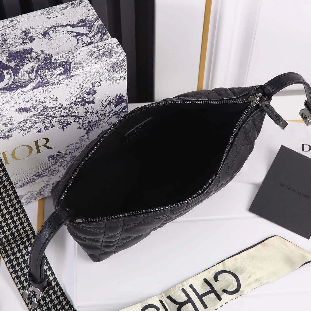 Dior Medium DrTravel Nomad Pouch 6 SBMIG