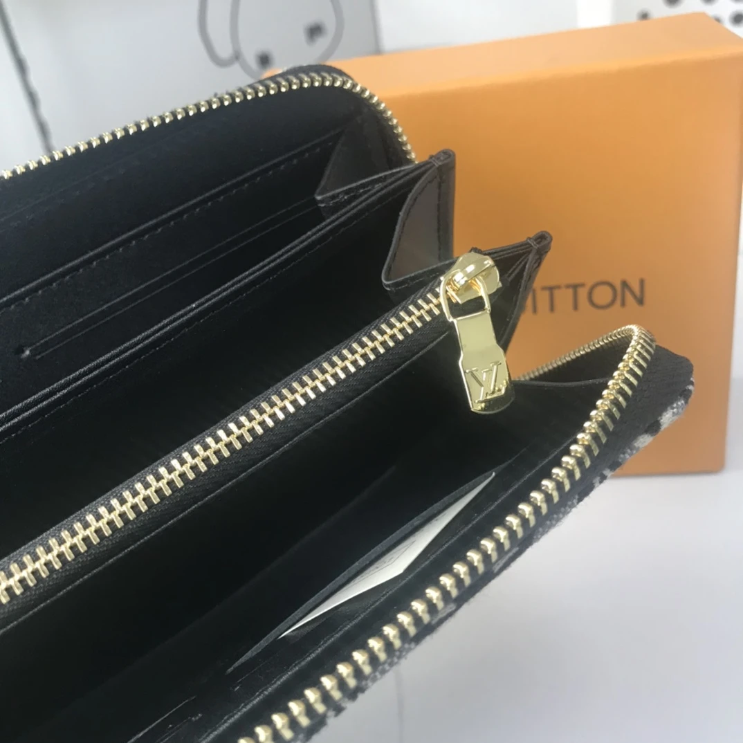 Louis Vuitton SINCE 1854 ZIPPY WALLET M69994 7 SINCE ZIPPY WALLET M