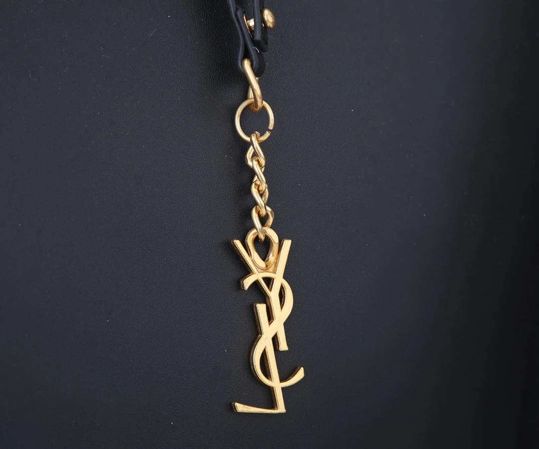 YSL Bold East/West Shopping Bag In Grained Leather 5 YSL