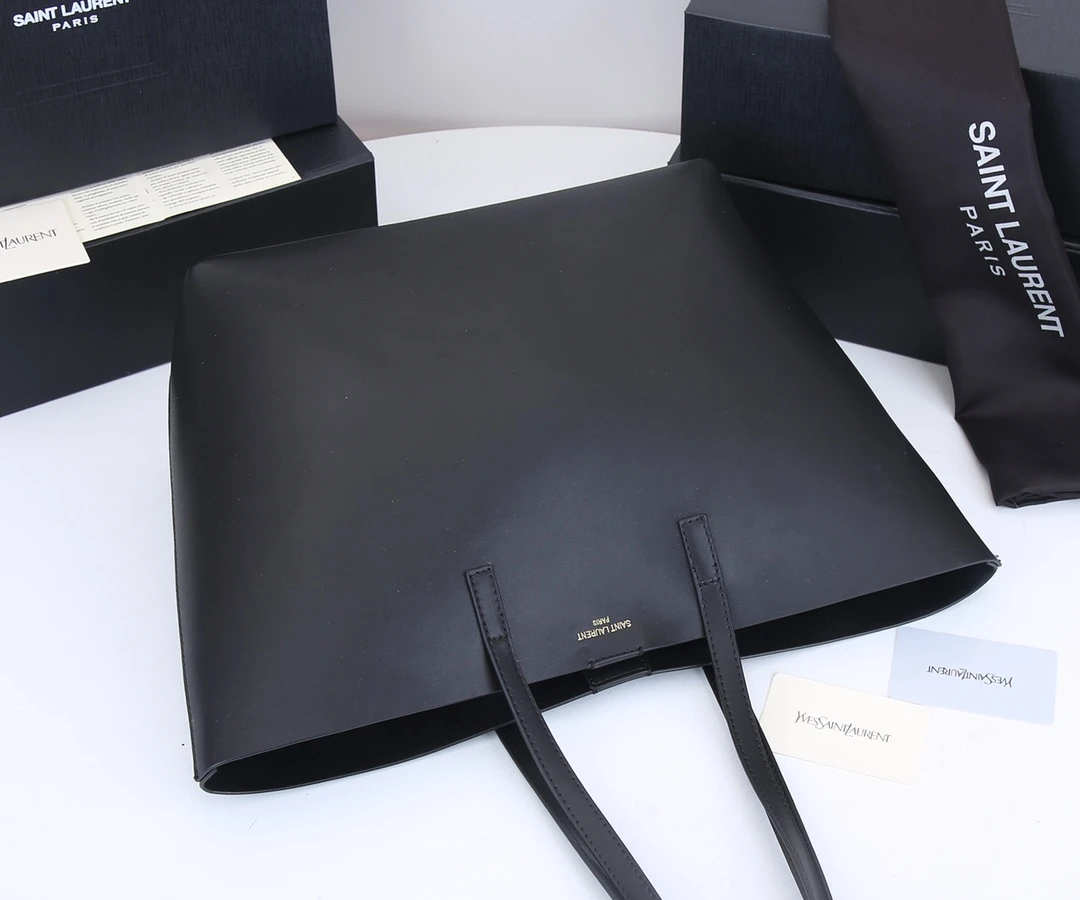 YSL Bold East/West Shopping Bag In Grained Leather 7 YSL