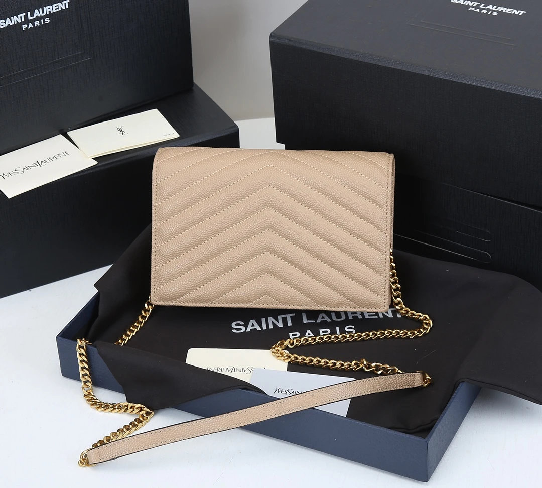 YSL ENVELOPE CHAIN WALLET IN GRAIN DE POUDRE EMBOSSED LEATHER 1888 4 beige