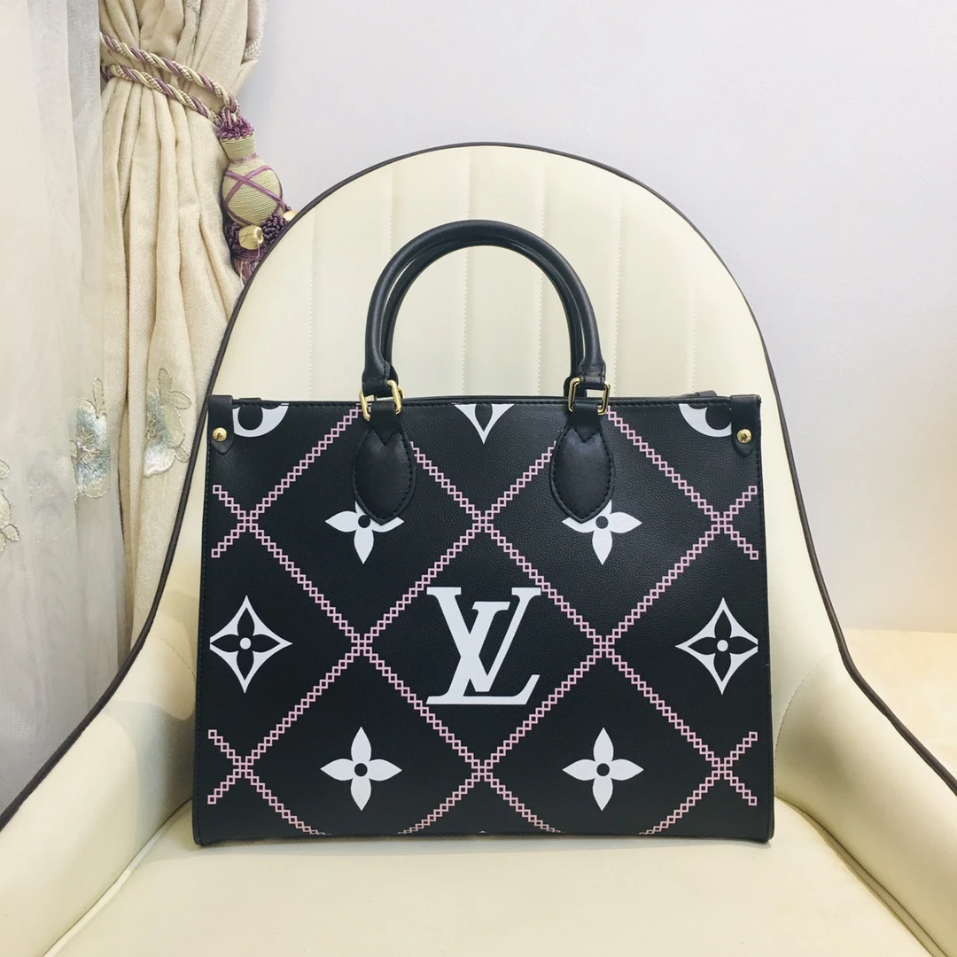 Louis Vuitton ONTHEGO MM M44568 2 blk