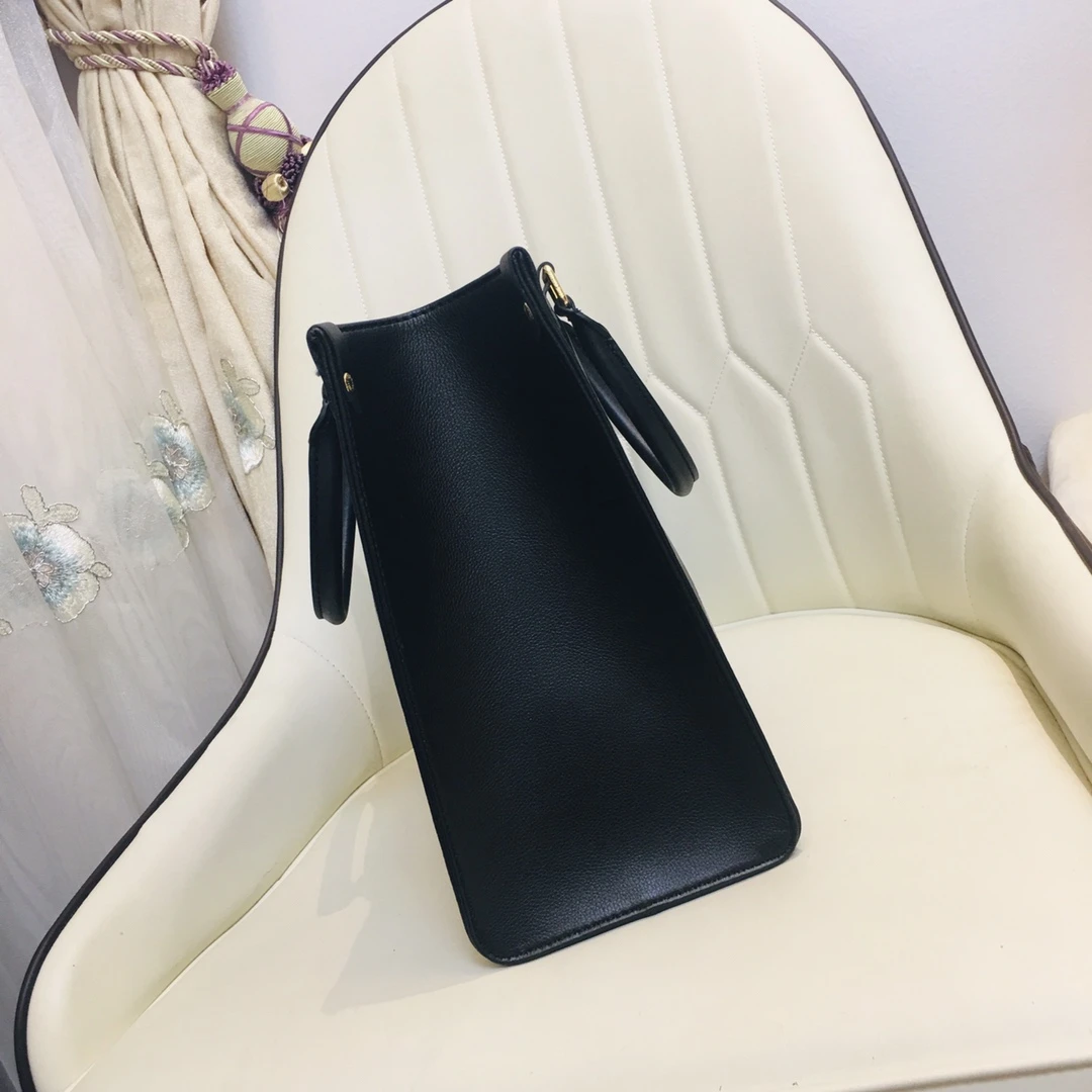 Louis Vuitton ONTHEGO MM M44568 6 blk