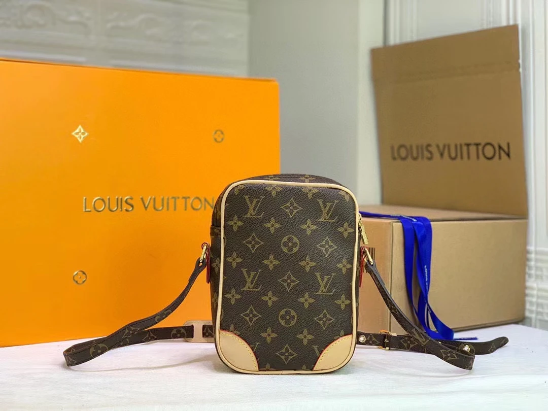 Louis Vuitton Danube Shoulder Bag m45266 4 m