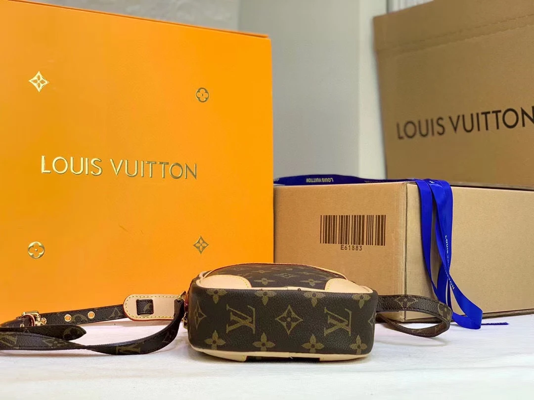 Louis Vuitton Danube Shoulder Bag m45266 5 m