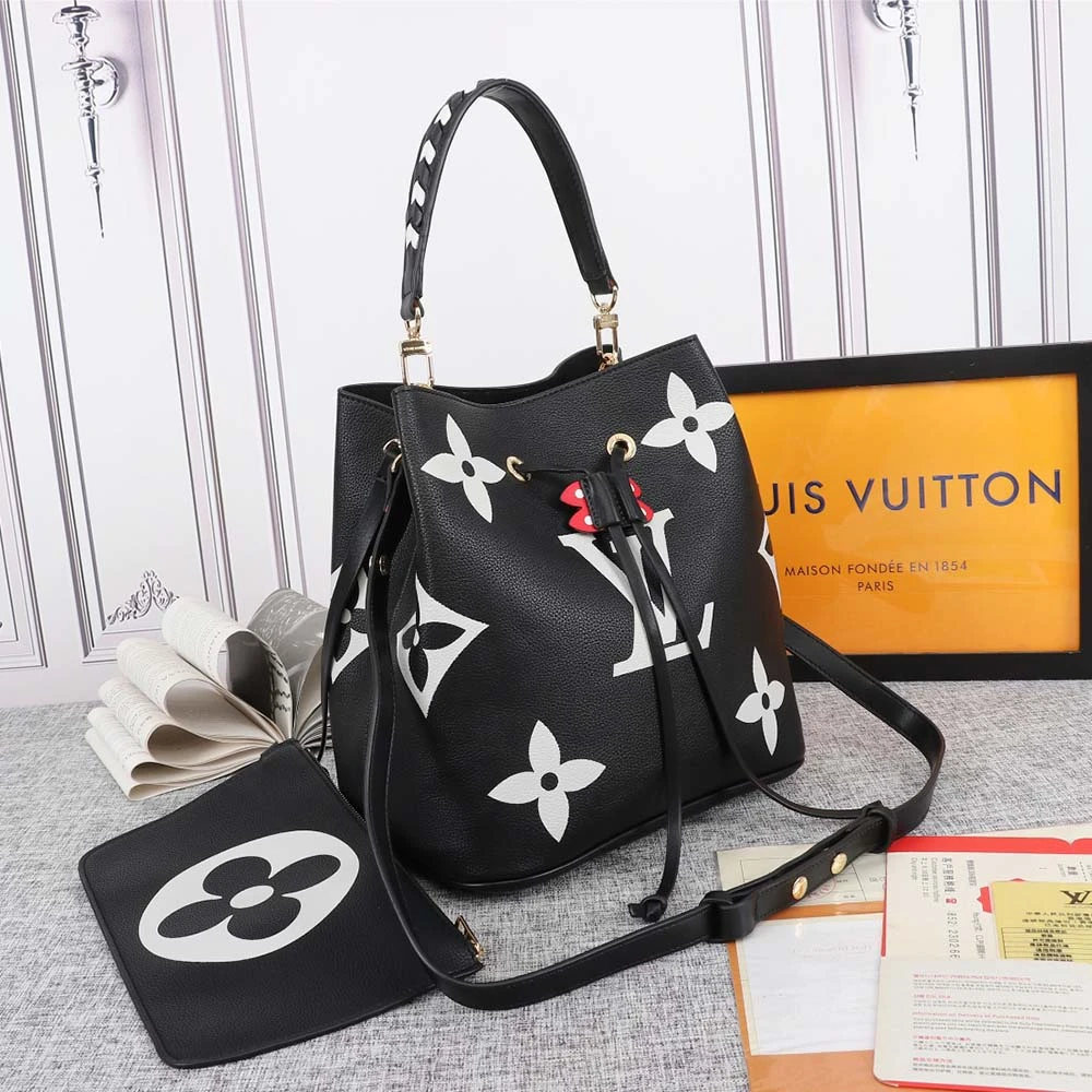 Louis Vuitton CRAFTY NeONOe MM M56889 4 m