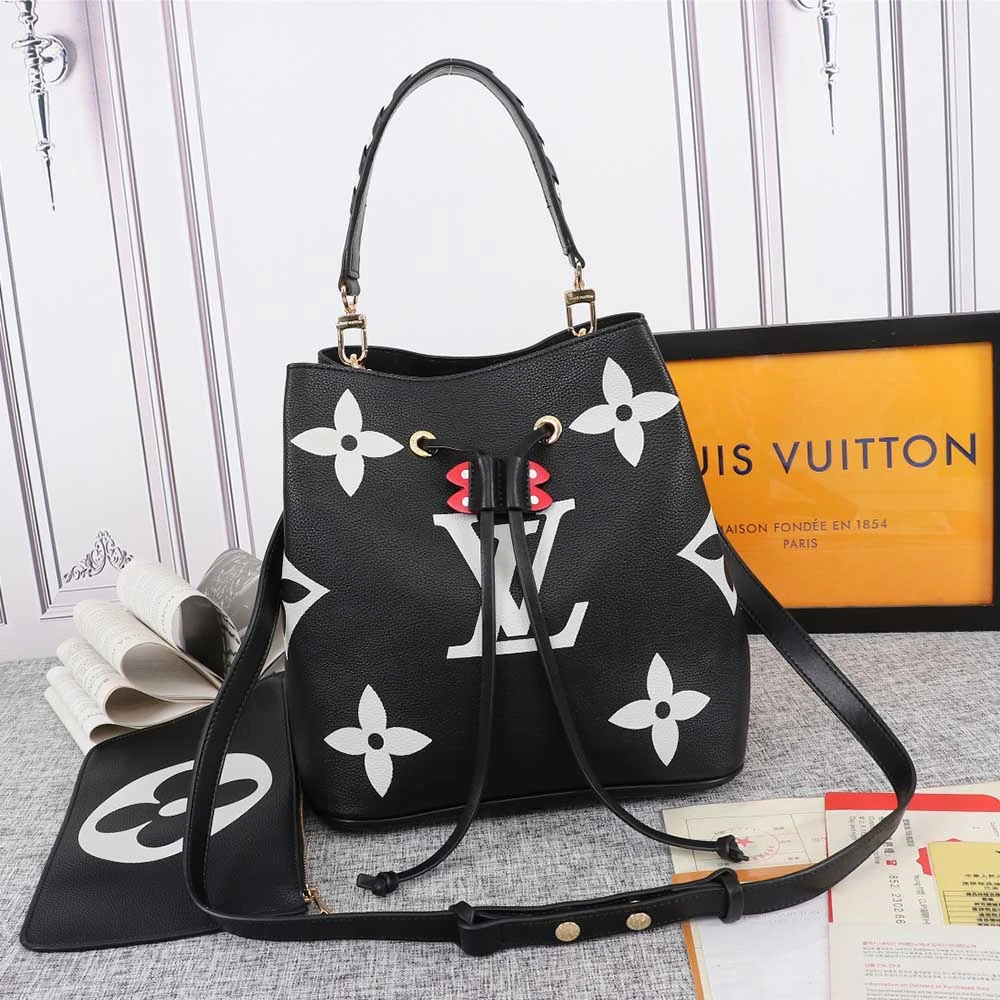 Louis Vuitton CRAFTY NeONOe MM M56889 1 m