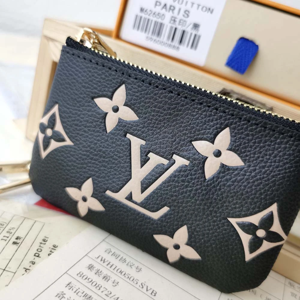 Louis Vuitton AAA-KEY POUCH M80885 7 m