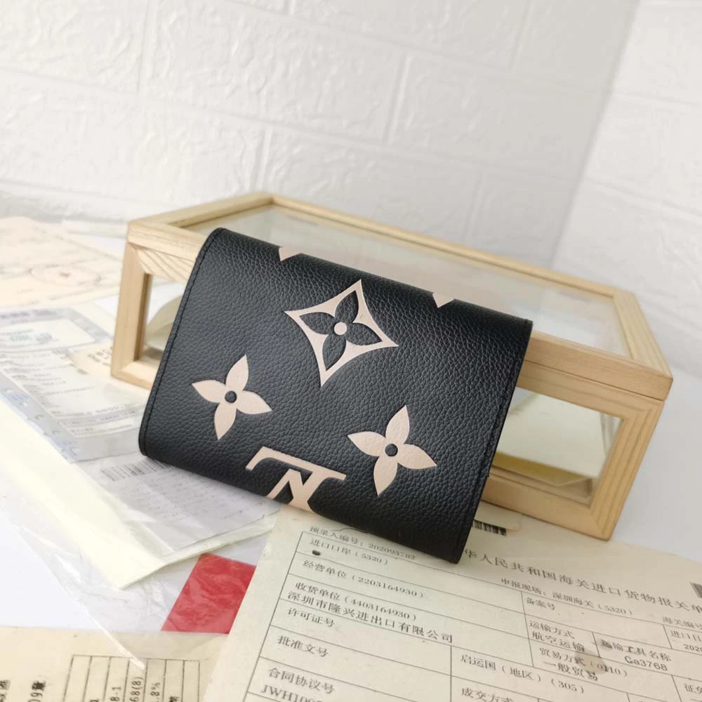 Louis Vuitton VICTORINE WALLET M80968 2 m