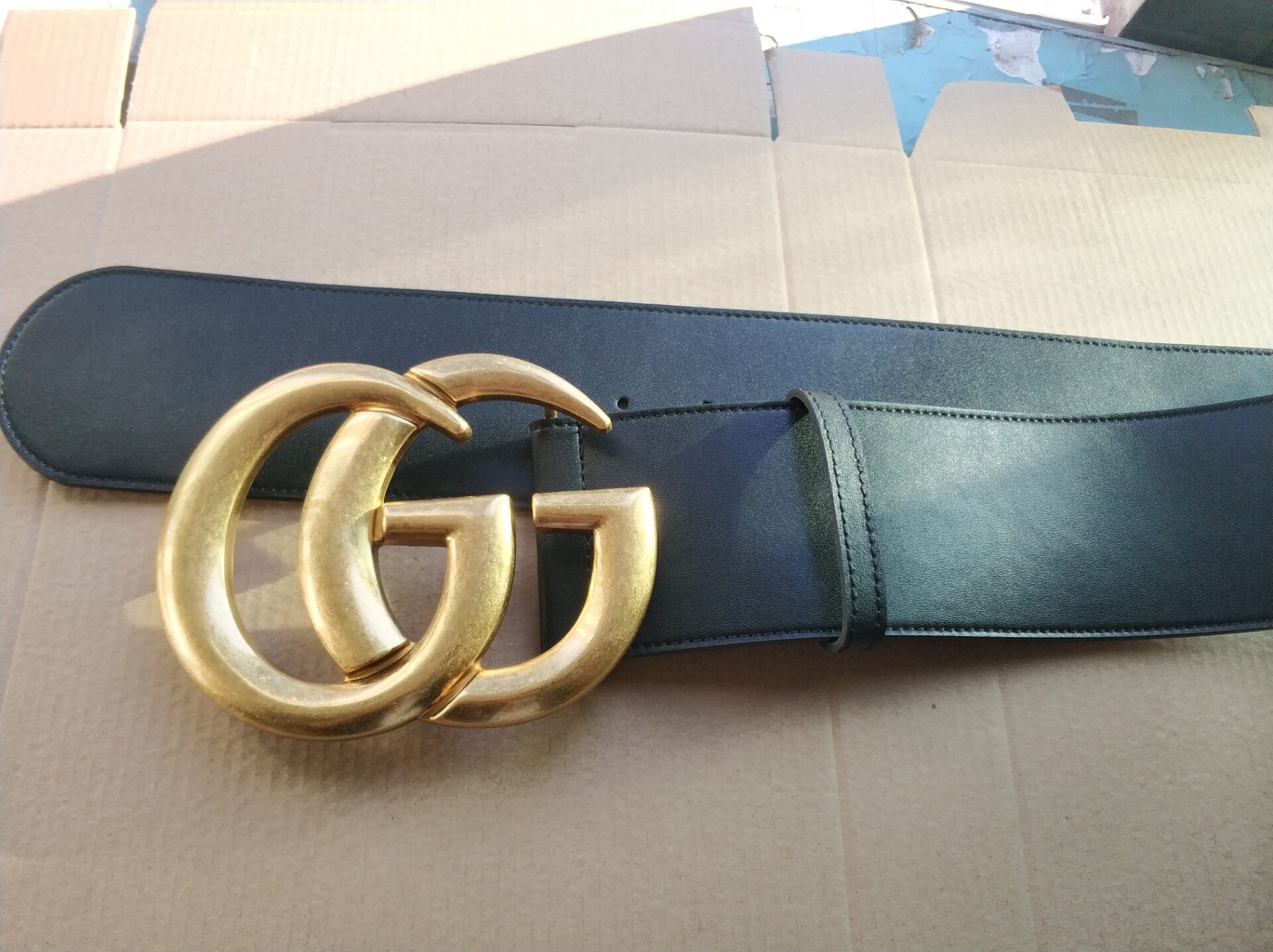 Gucci CLASSIC VINTAGE BELT GOLD& BLACK photo review