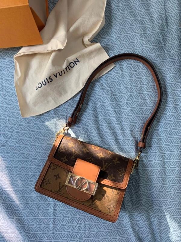 Louis Vuitton Cannes M43986 photo review